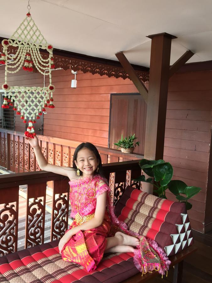 Baan Khun Ya Ayutthaya Hotel Exterior foto